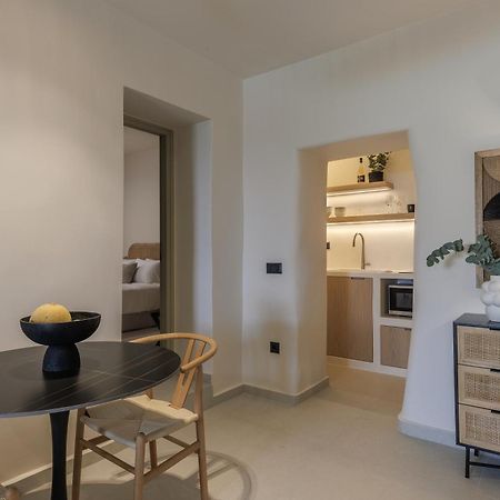 Morfes Luxury Suites By Caldera Houses Φηροστεφάνι Εξωτερικό φωτογραφία