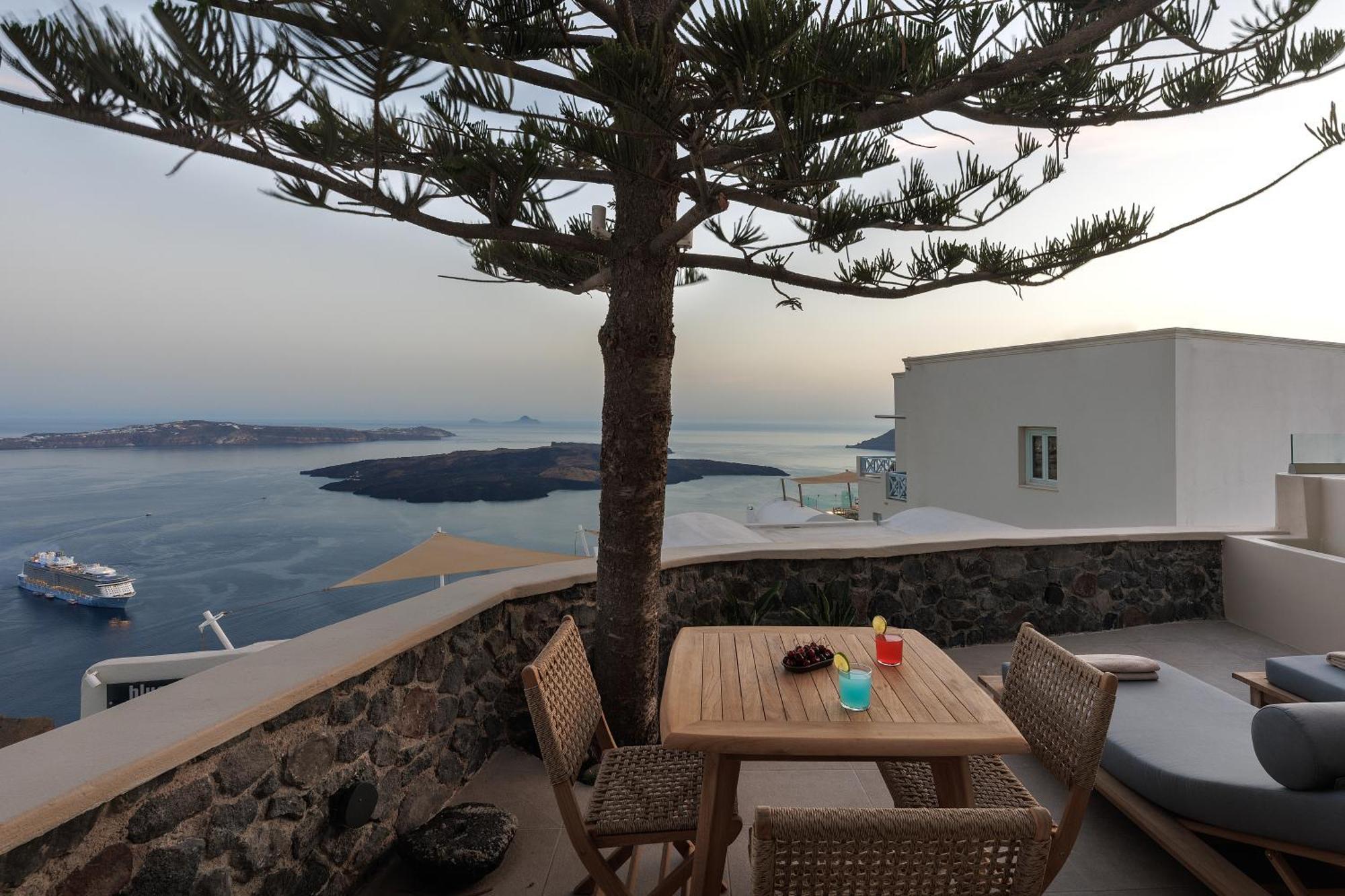 Morfes Luxury Suites By Caldera Houses Φηροστεφάνι Δωμάτιο φωτογραφία