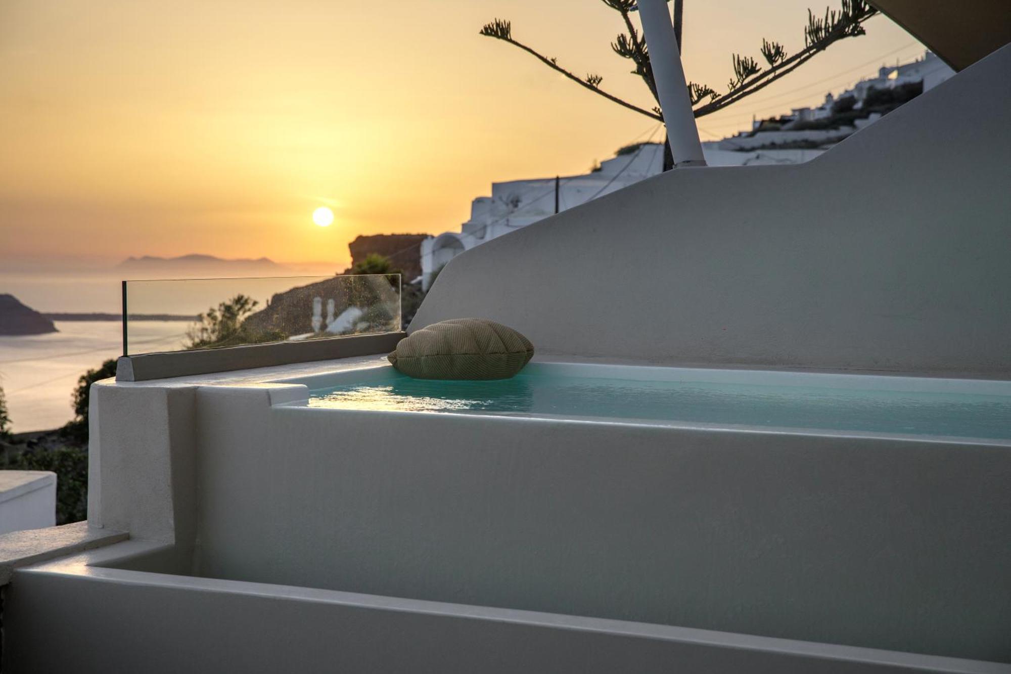 Morfes Luxury Suites By Caldera Houses Φηροστεφάνι Εξωτερικό φωτογραφία